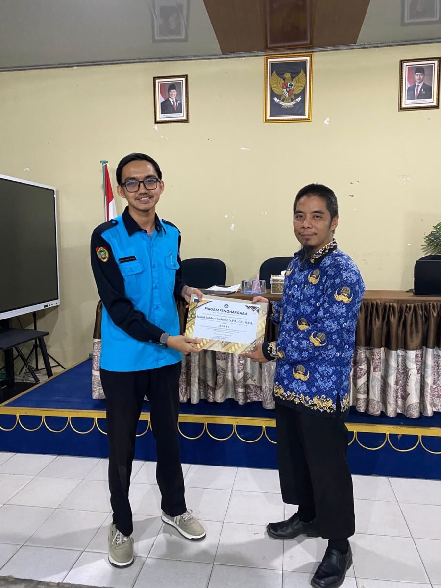 Abdul Jabbar Fathoni, M.Pd. Kepala Satuan Pendidikan SKh Melati Ceria Palangka Raya wakili Kota Palangka Raya pada Seleksi Kepala Sekolah SKh Berprestasi Tingkat Provinsi